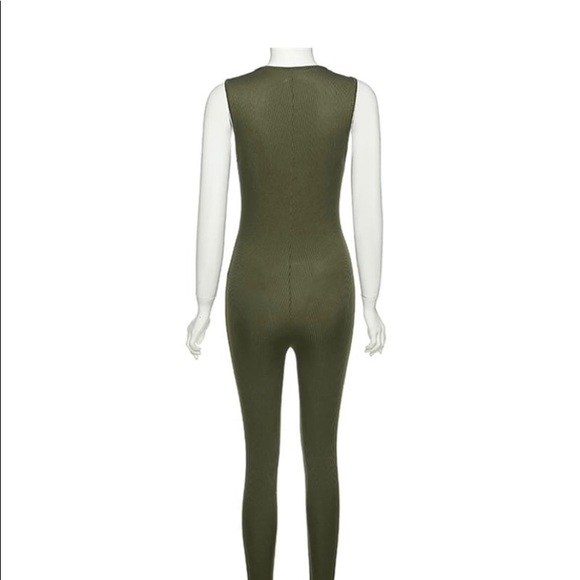 Olive colored Deep V rib knit sleeveless jumpsuit - Picture 4 of 9